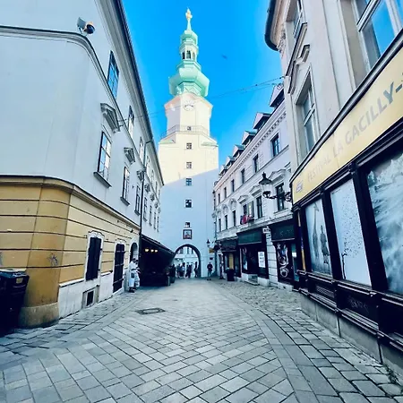 Center 1 Братислава