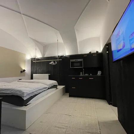 Apartment Center 1