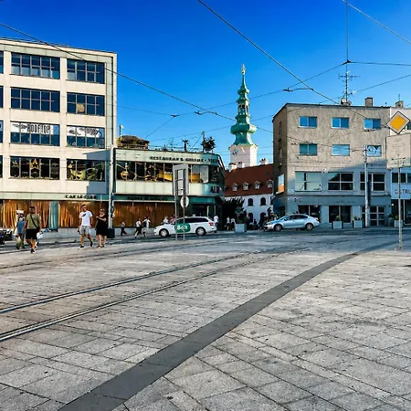 Center 1 Братислава